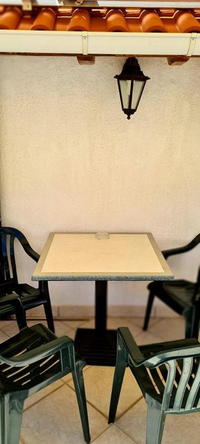 Bed & Breakfast Dionis Vis Buitenkant foto
